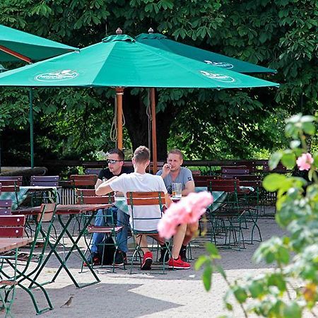 Hofmark Brauereigasthof Hotel Lenting Bagian luar foto