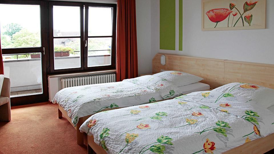Hofmark Brauereigasthof Hotel Lenting Bagian luar foto